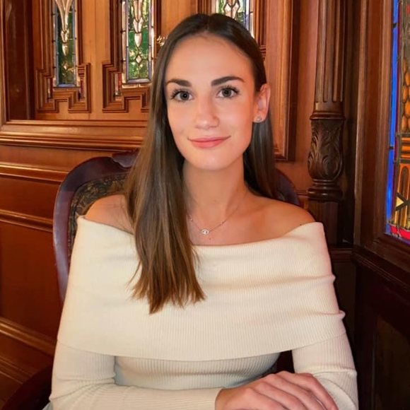 Meet your Posher, Krystin - Picture 1 of 1